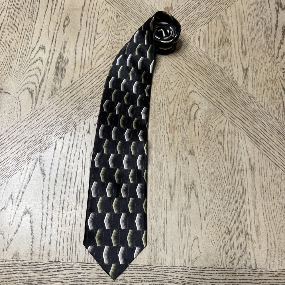 Giorgio Brutini Geometric Print 100% Silk Tie